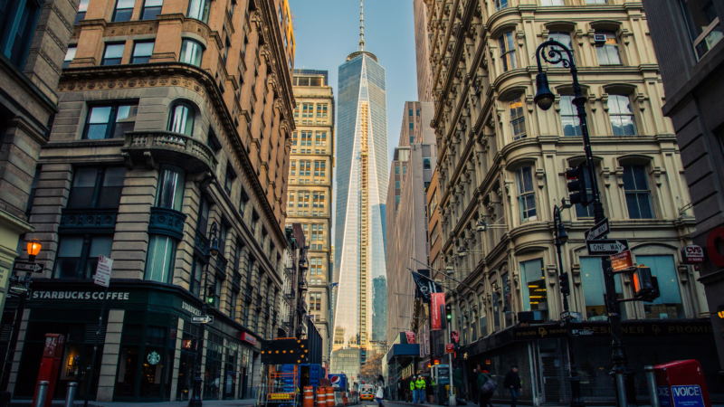 How to Capture City Life Through Photography: Techniques and Tips for Stunning Urban Images